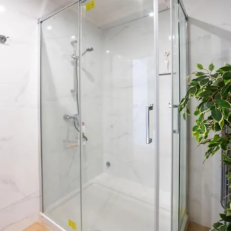 Torre Coblanca Apartment *